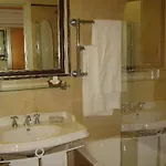 Daphne Giardini-Naxos