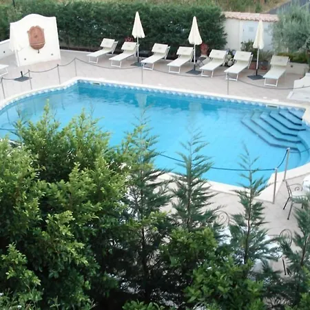 Daphne Otel Giardini Naxos