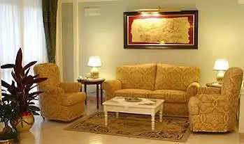 Otel Daphne Giardini Naxos