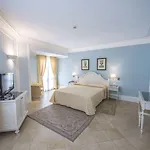 Daphne جيارديني ناكسوس