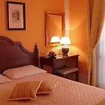Hotel Daphne 4*