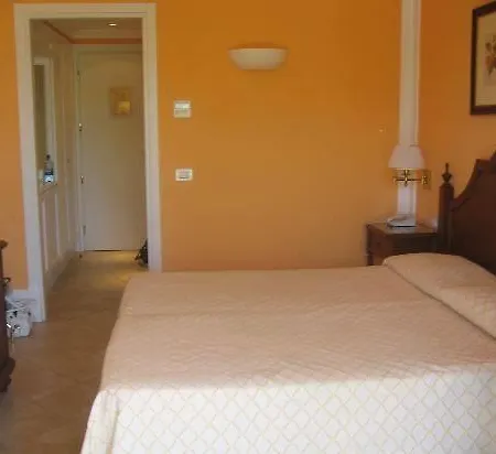 Hotel Daphne