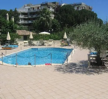 Daphne Hotel Giardini Naxos