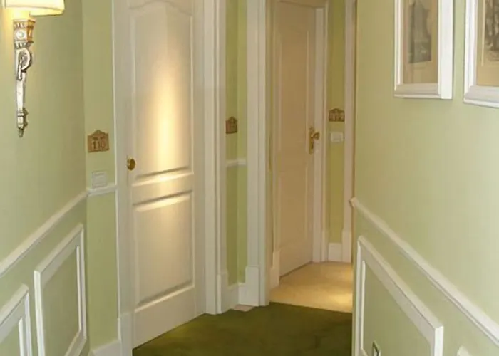 Hotell Daphne Giardini Naxos