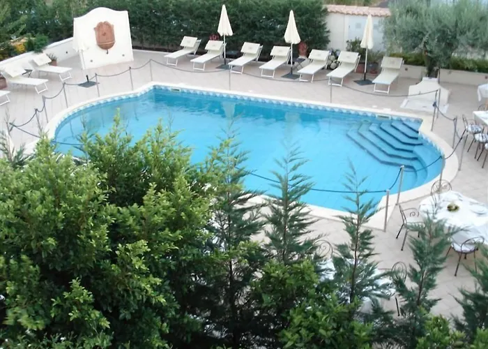 Daphne Hotell Giardini Naxos