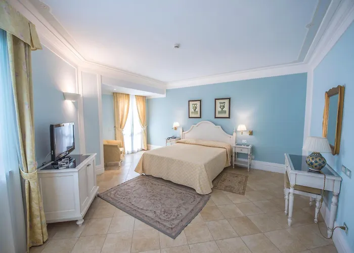 Daphne גיארדיני נאקסוס