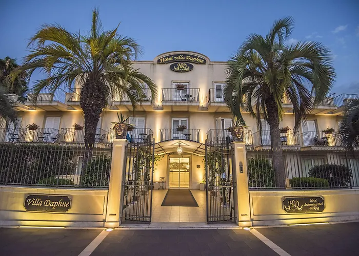 Daphne גיארדיני נאקסוס